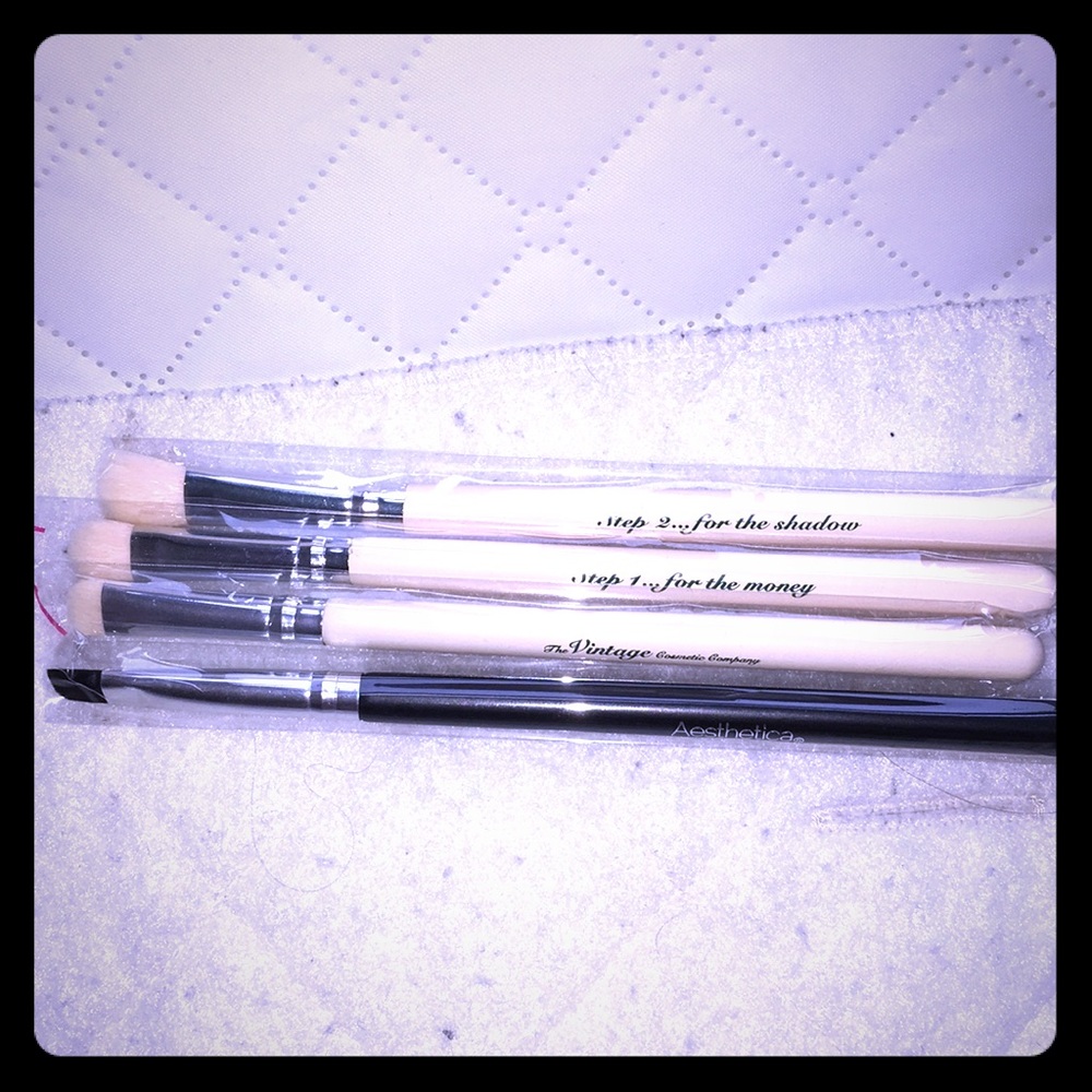 Brand new boxycharm& ipsy makeup designer brushes